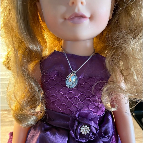 JOURNEY GIRL DOLL - Picture 3 of 3